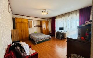 Apartament 2 camere decomandate, balcon, zona Titulescu - Poză 1