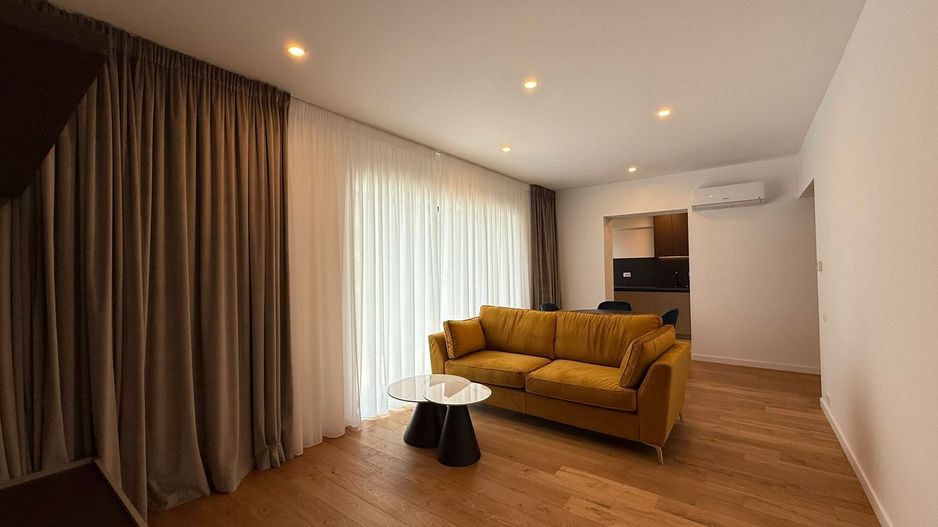 Apartament modern 2 camere One Cotroceni Park - Poză 1