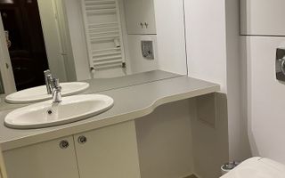 Garsoniera complet renovata si utilata. - Poză 6
