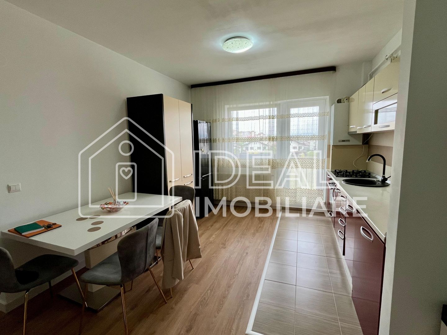 Apartament de vânzare – Șelimbăr, 3 camere - Poză 3