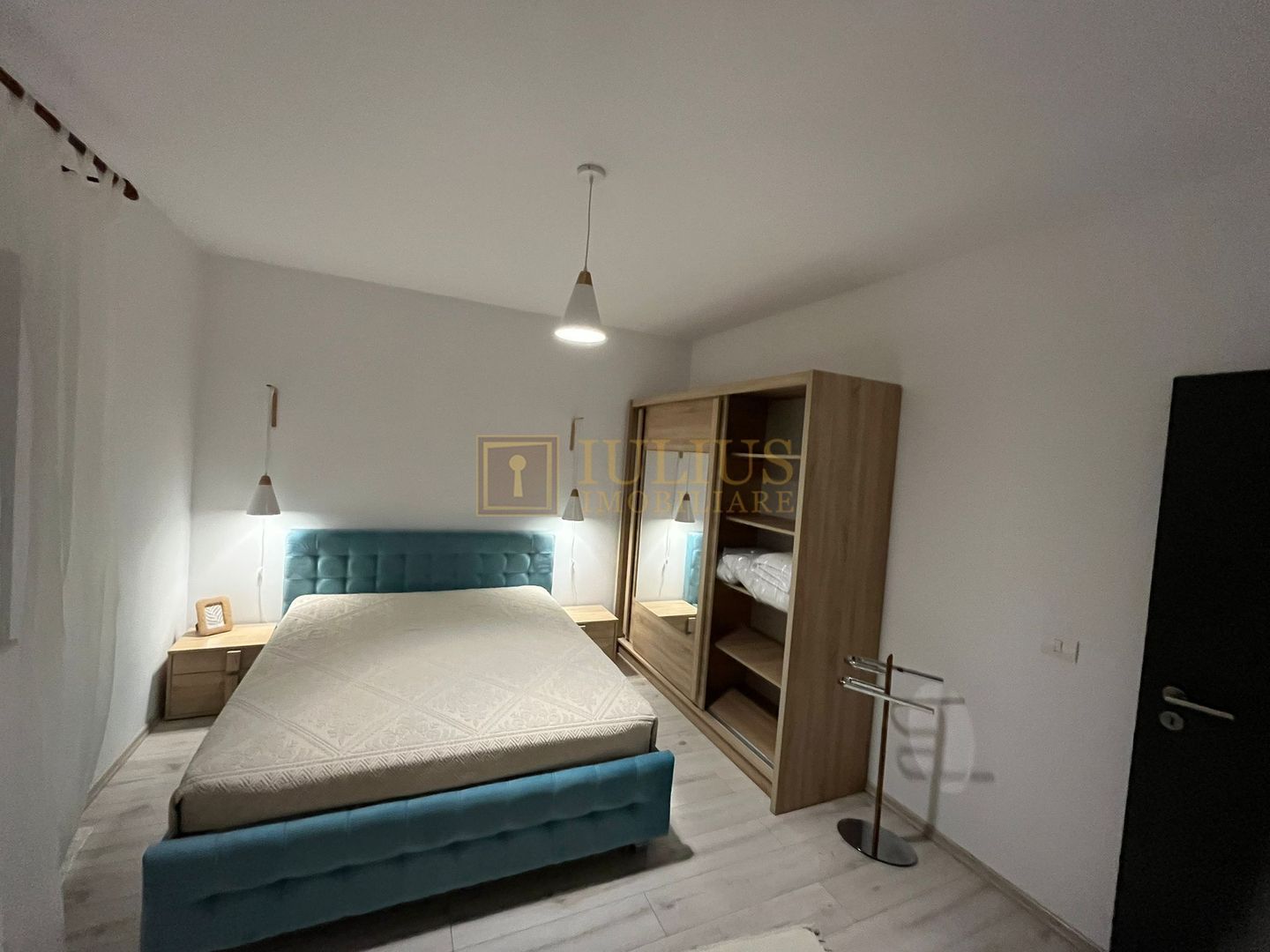 2 camere zona Soarelui, centrala proprie, loc de parcare - Poză 4