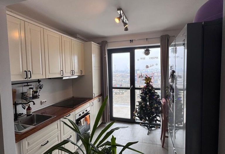 Vanzare apartament 3 camere in HILS Pallady cu parcare , 3 minute metrou - Poză 1