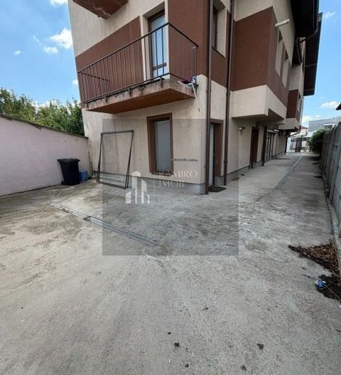Spatiu Comercial / Birouri Metrou Aparatorii Patriei - Poză 2