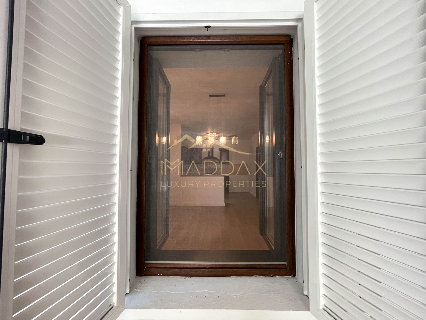 Amazing 6 Rooms Villa // Private Pool // 4 Parking Place / Erou Iancu Nicolae - Poză 18