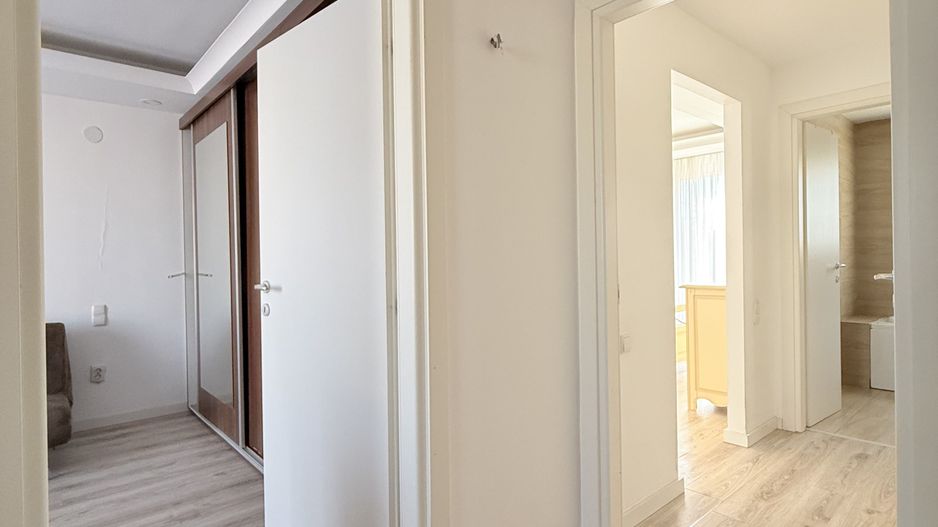 Vila cu 2 dormitoare si 3 bai | Cosmopolis | aproape de Mall | Piscina - Poză 20