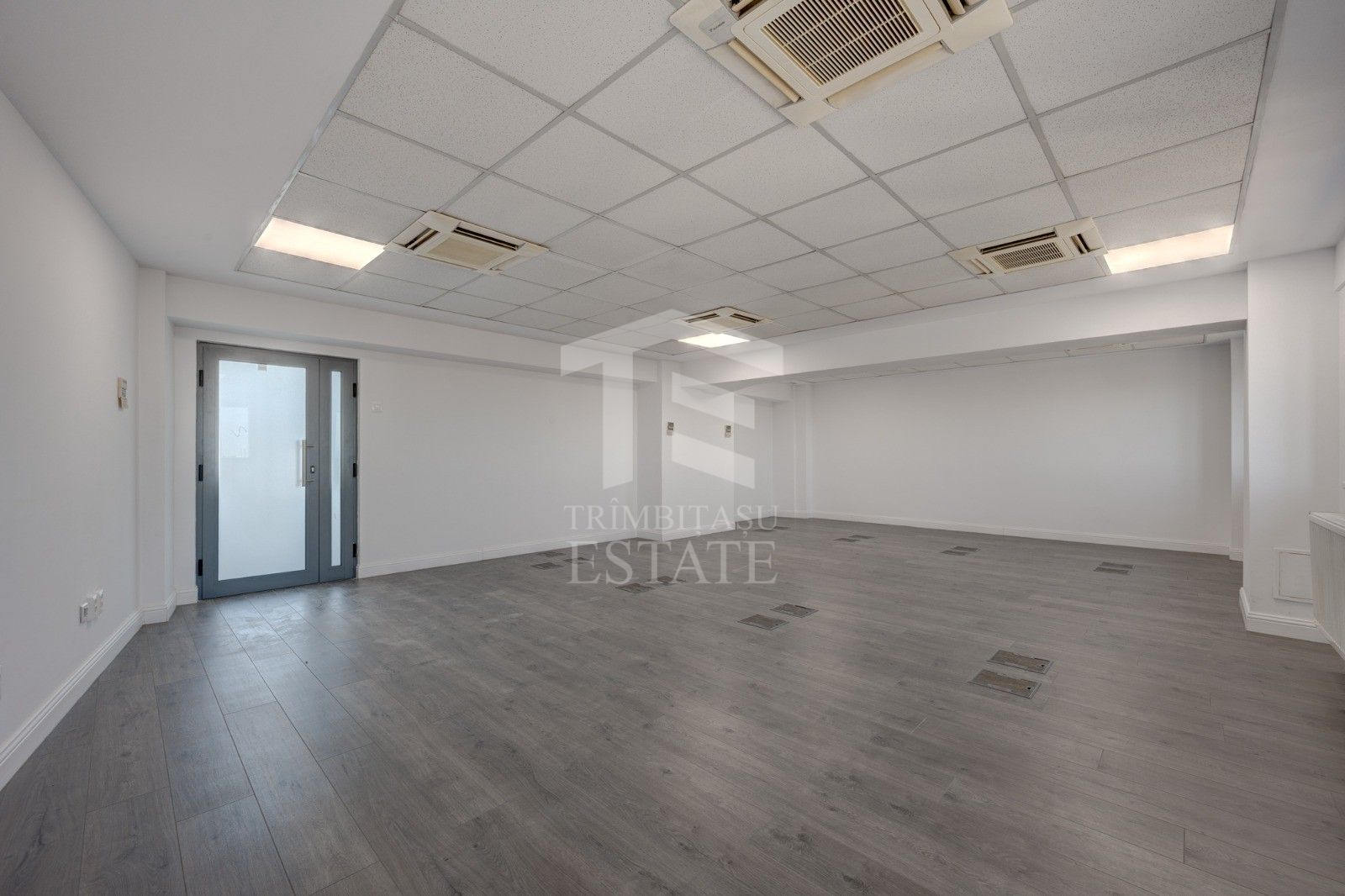 PLOIESTI -ultracentral | Spatii comerciale de inchiriat de la 21mp - Poză 12