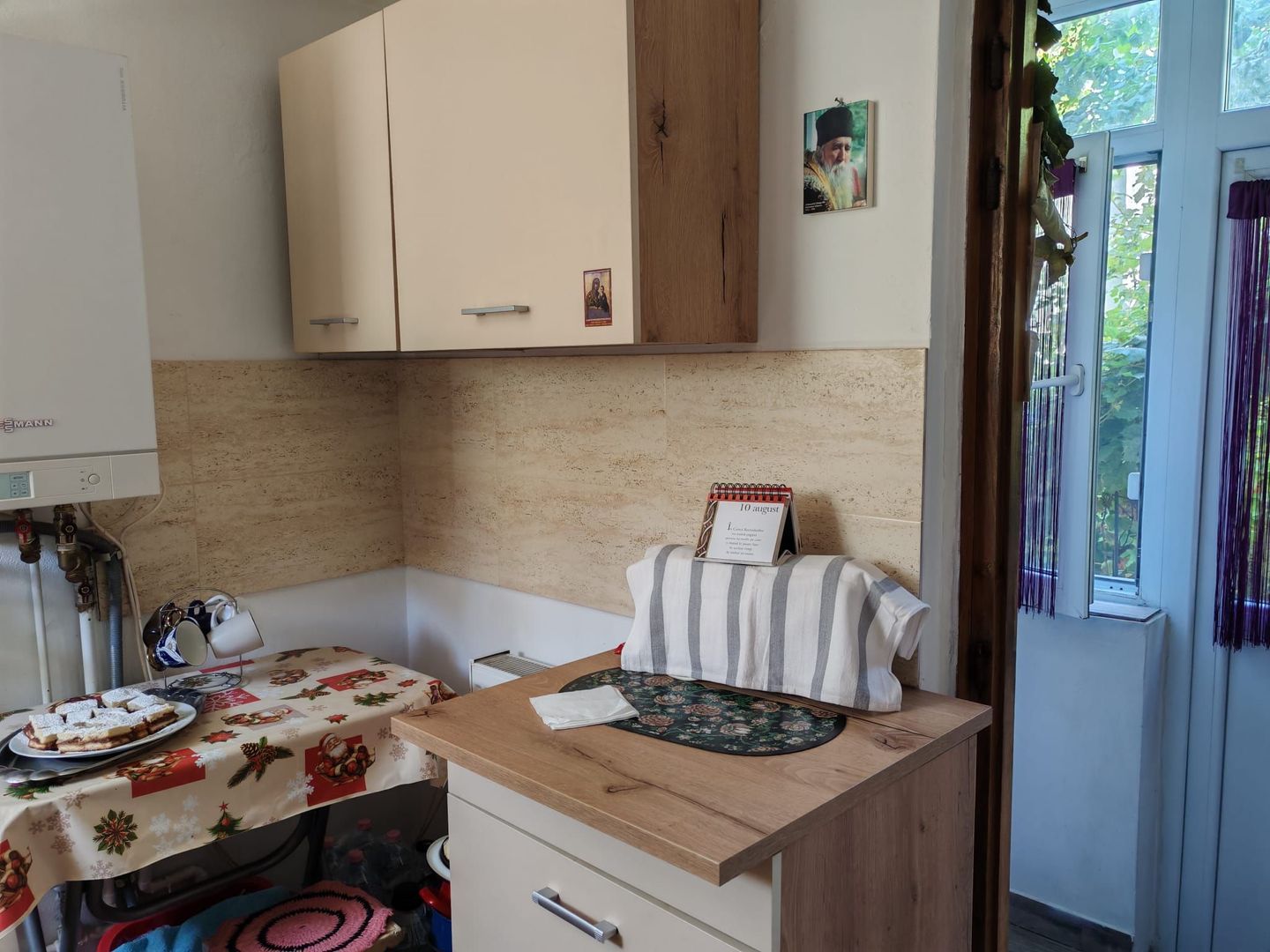 „Acasă, în adevăratul sens al cuvântului – casă cu livadă, liniște - Poză 16
