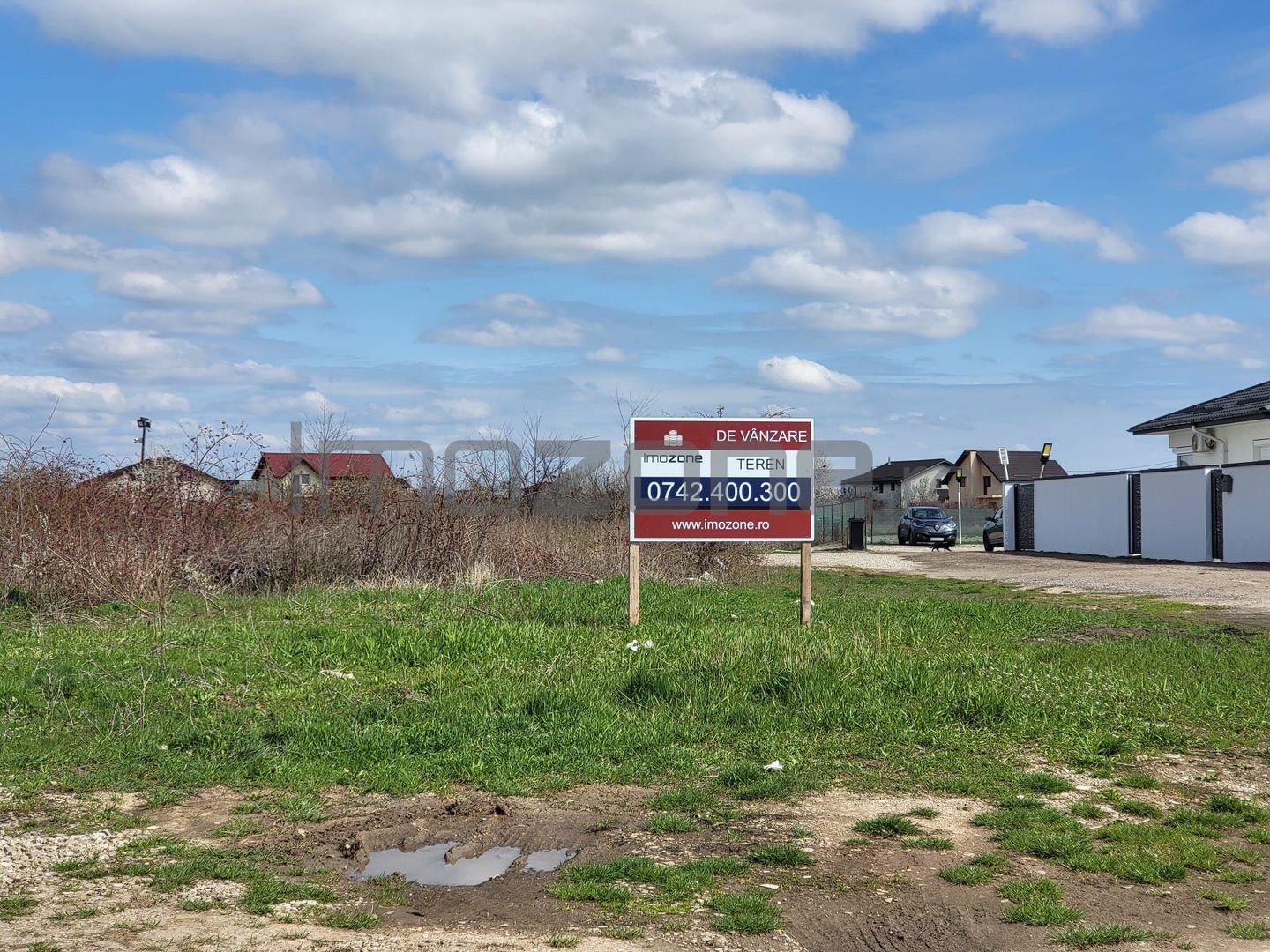 PENTRU INVESTITORI! - TEREN CU AUTORIZATIE DE CONSTRUIRE / ZONA FERME / OTOPENI - Poză 3