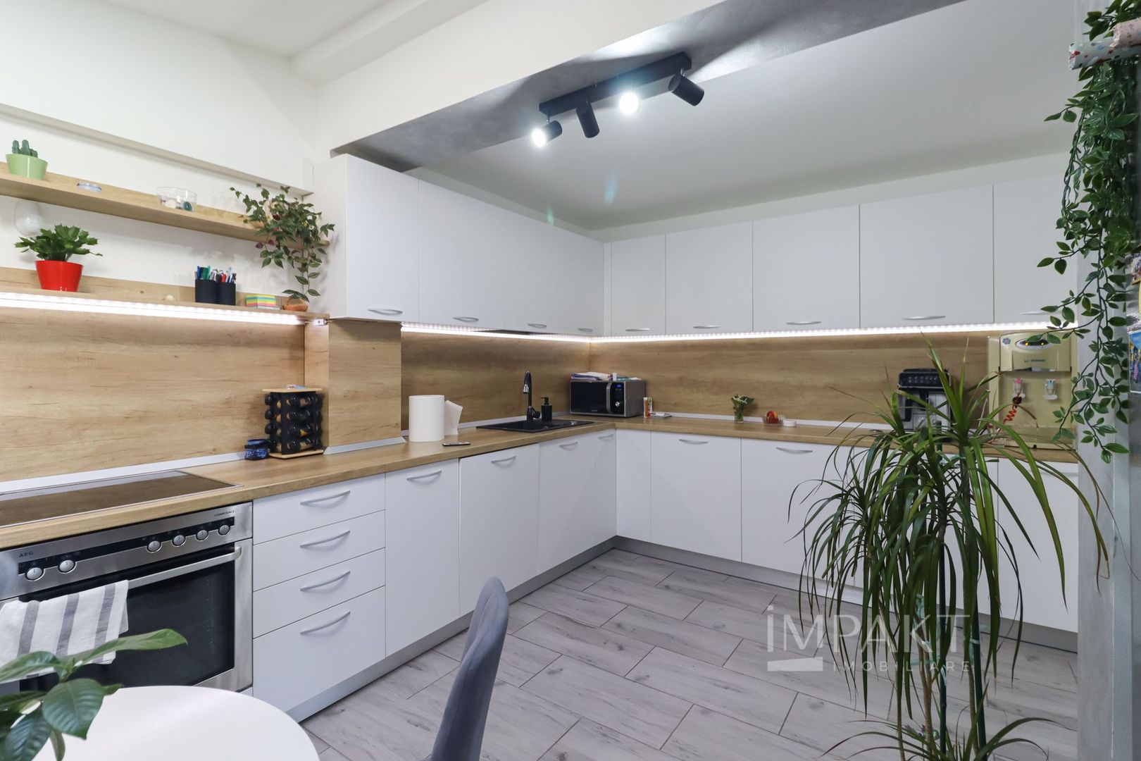 Casa alipita Salicea cu 384 m2 teren - Poză 6