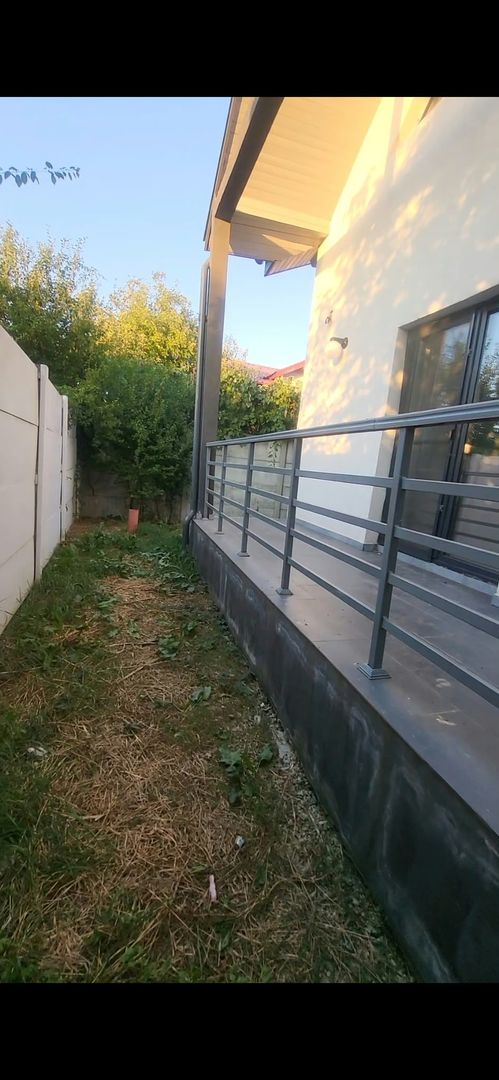 Casa Mogosoaia, constructie noua, 3 bai, zona in dezvoltare, vecini civilizati - Poză 3