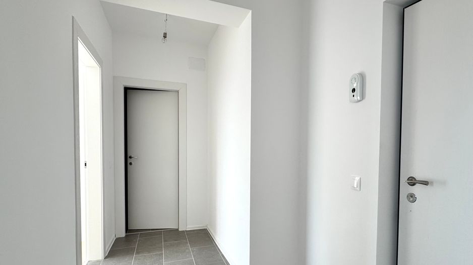 3 camere. Bucătărie închisă. Vedere panoramică. Reper Mall Colosseum - Poză 6