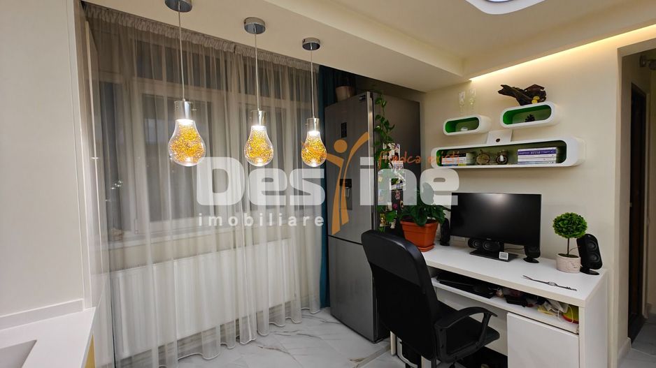 Apartament Superb  3 camere PLopeni 52.86 mp! - Poză 12