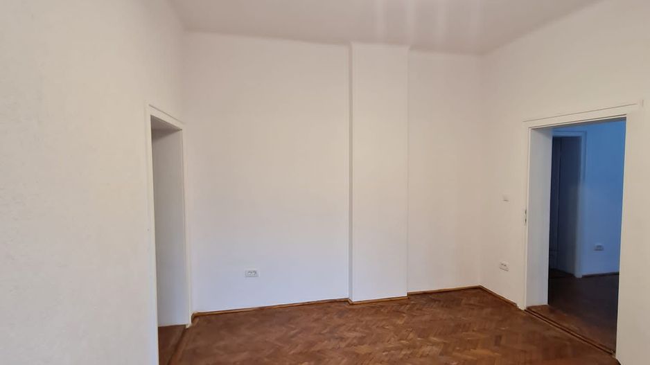 Vila individuala în complex - Poză 22