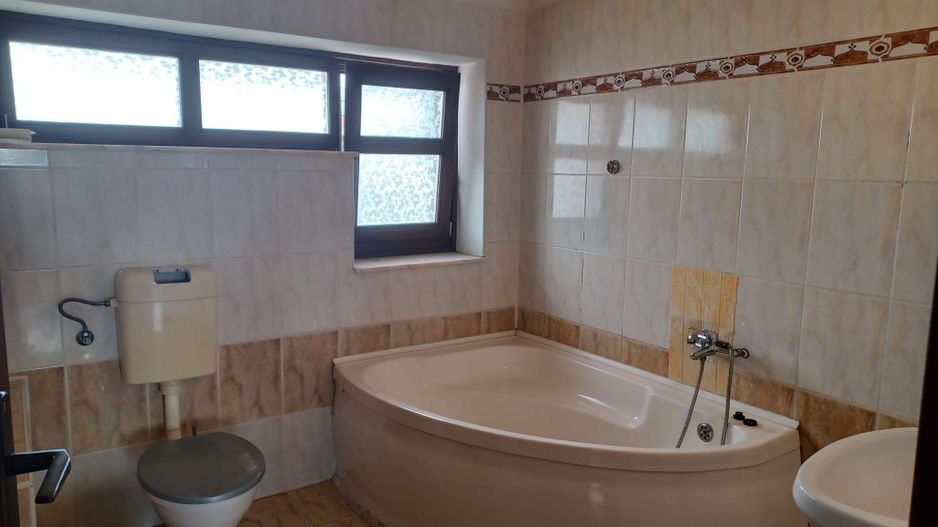 Casa insiruita, 2 dormitoare, garaj, Sanmartin. 120 000 E. Comision 0. - Poză 17