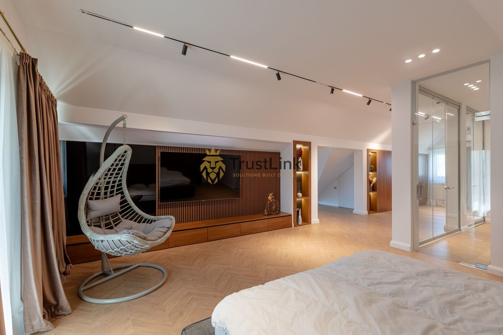 Casă premium teren 3.000 mp, livadă și zonă BBQ – Frumusani - Poză 7