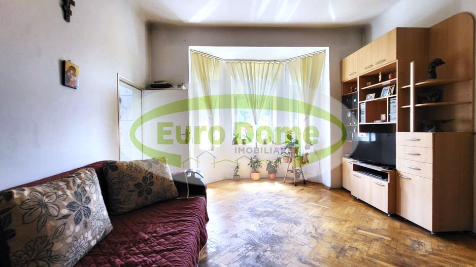 Apartament în casă cu priveliște frumoasă- Comision 0 - Poză 5