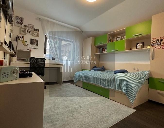 VILA MOBILATA SI UTILATA - Poză 16