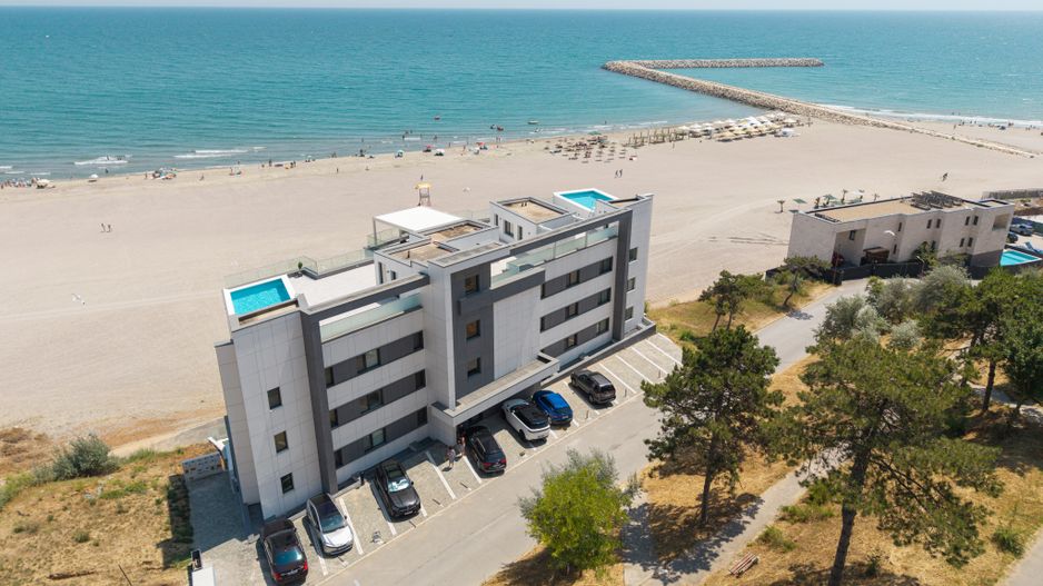 PENTHOUSE CU PISCINA, VEDERE PANORAMICA LA MARE/FALEZA OLIMP - Poză 31
