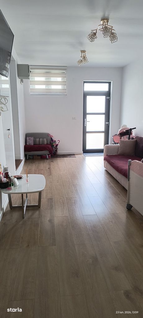 Casa insiruita Dumbravita - Poză 2