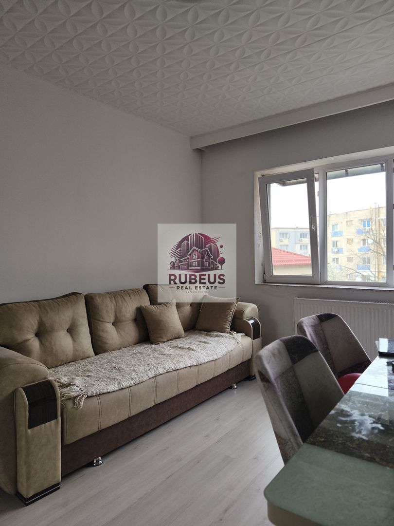 Mic la întreținere, bun la randament: apartament în Orșova - Poză 30