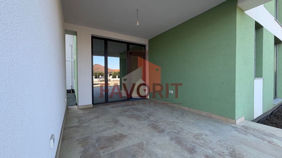 Suprafata generoasa.Terasa acoperita si incalzita. 2 locuri de parcare - Poză 9