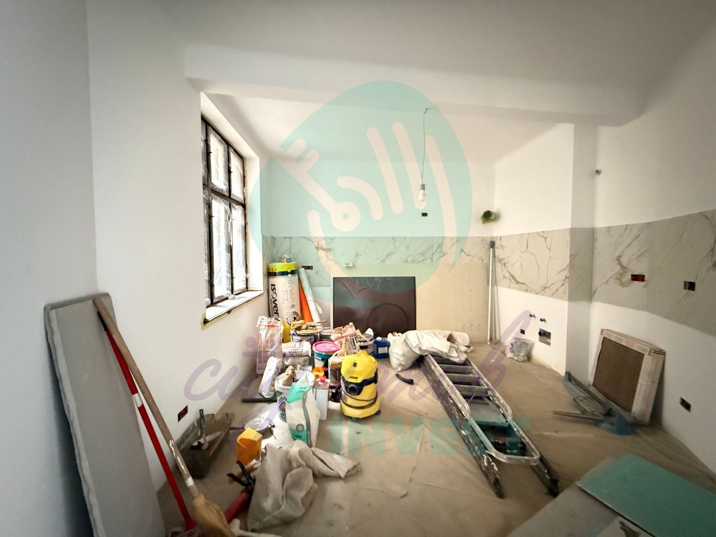 Apartament boieresc partial renovat - Poză 12