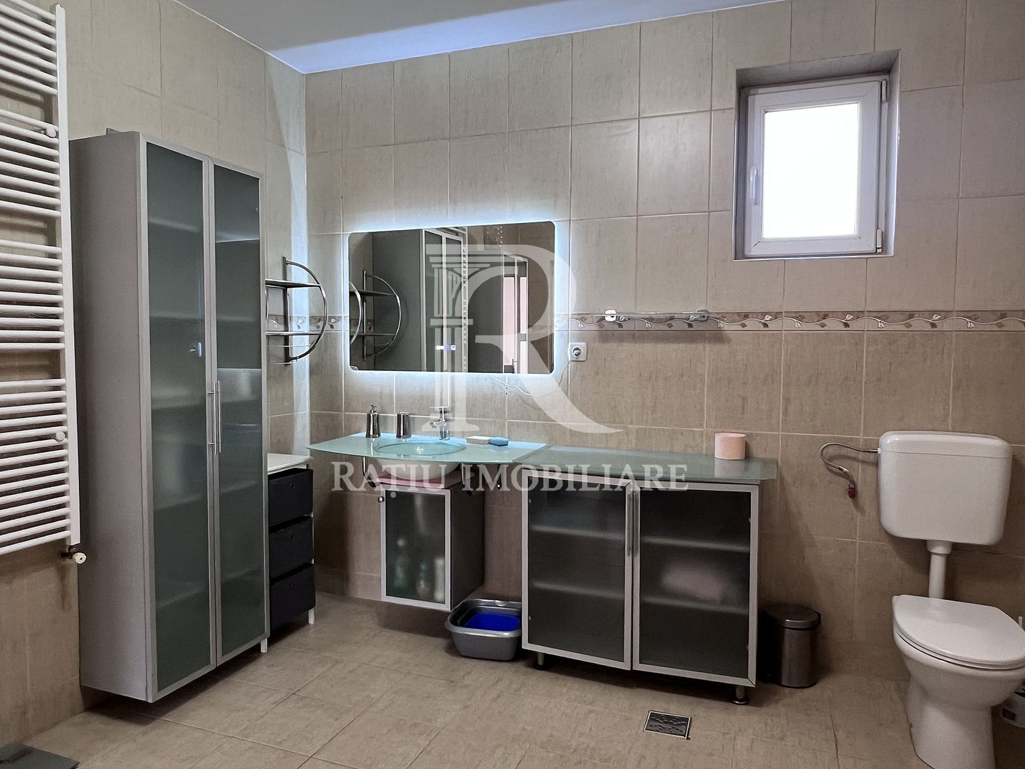 Casă 4 camere de închiriat | Saună | Piscina | Sântandrei | Bihor - Poză 13