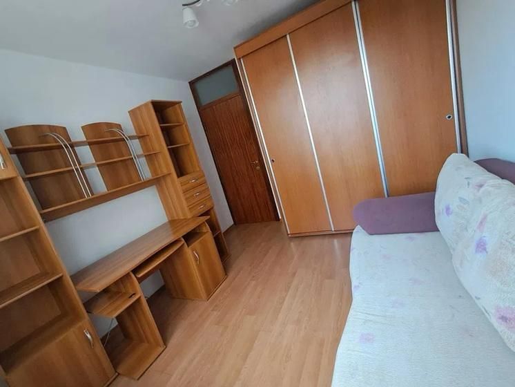 AP. 3 CAMERE - EROII REVOLUTIEI, BUCATARIE INCHISA, METROU 6 MIN - Poză 2