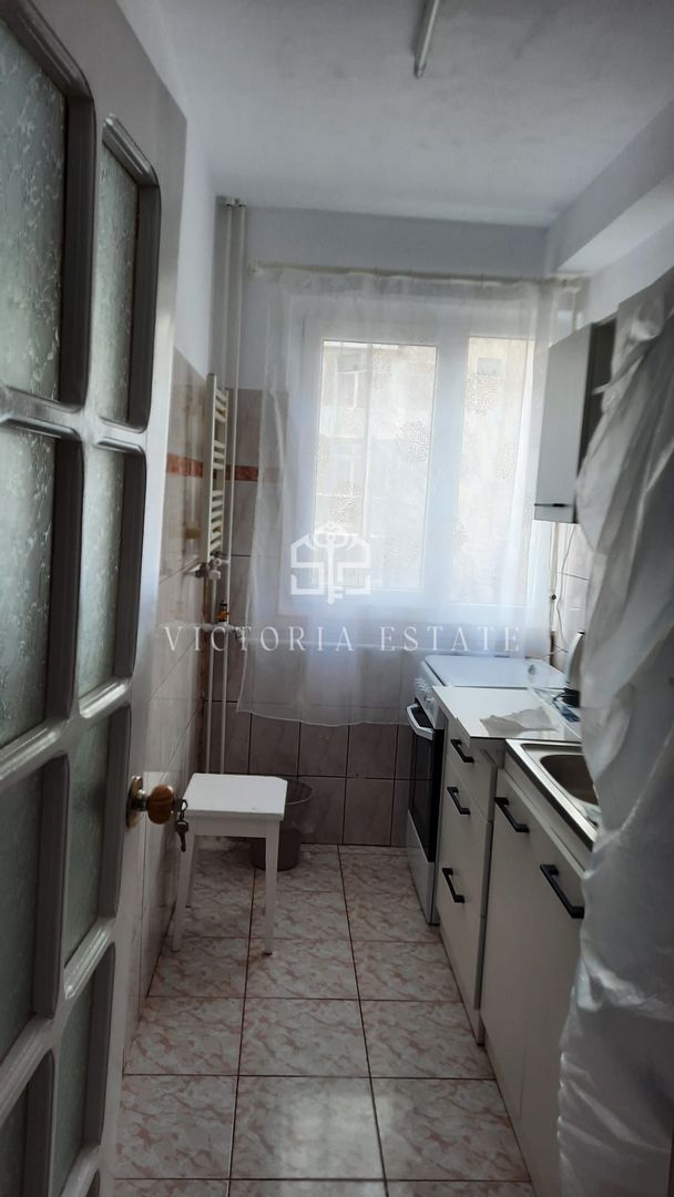 Apartament 2 camere,etaj 2,vest.disponibil - Poză 4