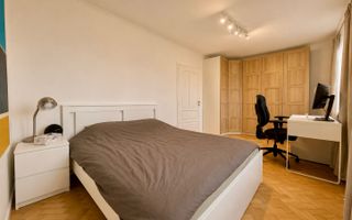 Apartament renovat, etaj intermediar, zona Bucegi - Poză 3