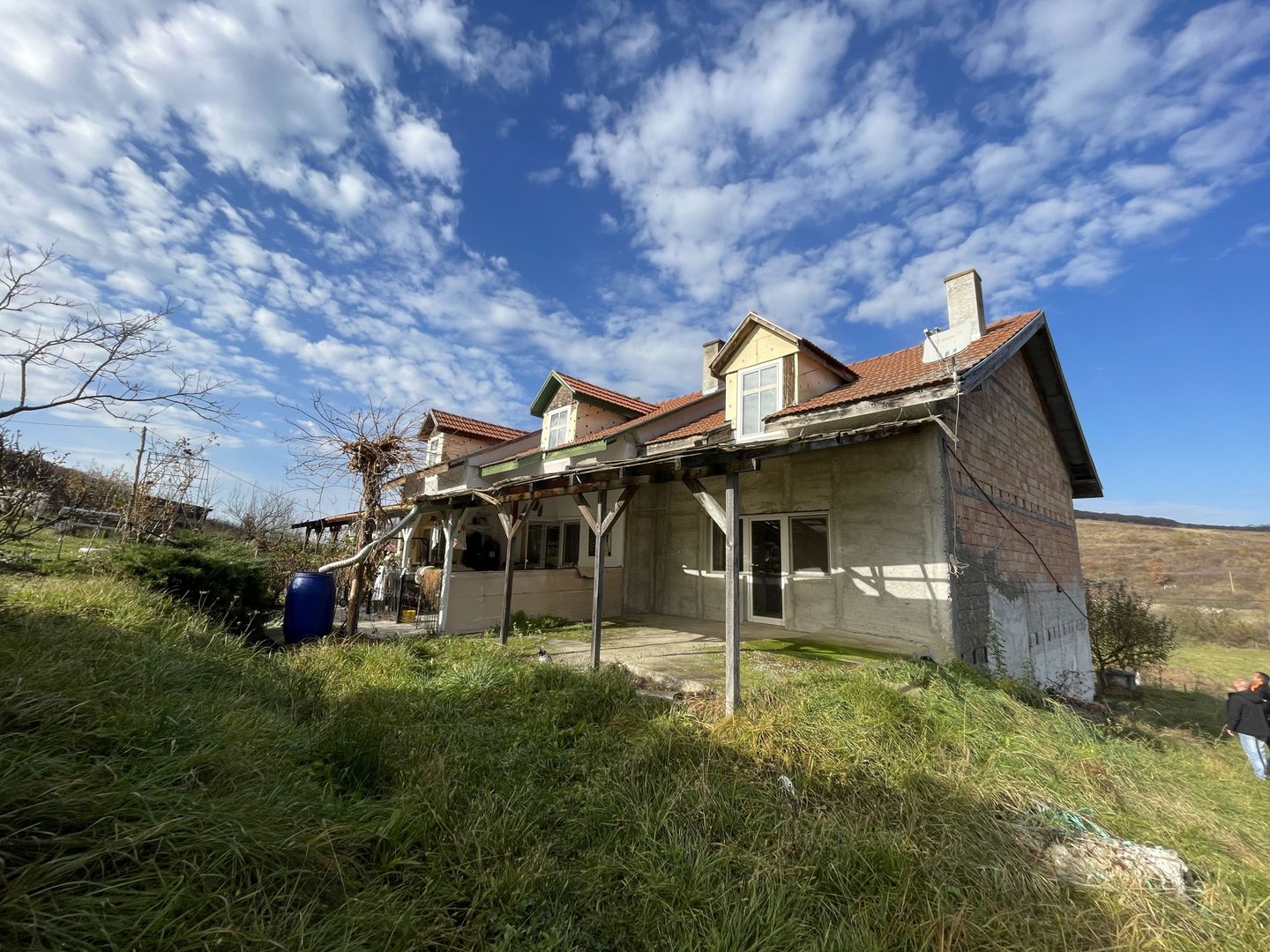 Casă semifinisată în Poienița - Poză 1