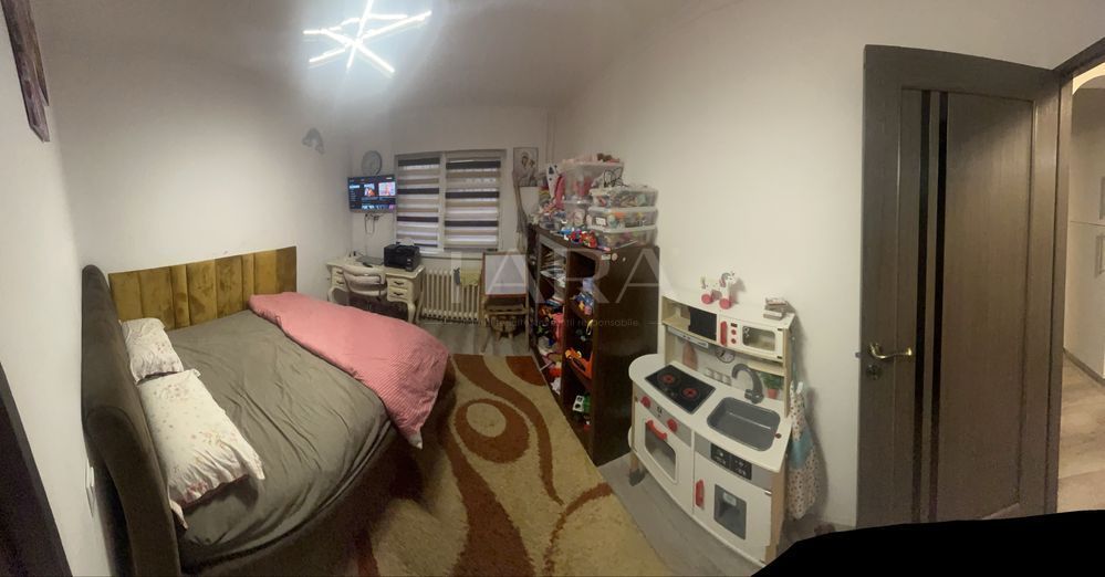 Apartament 3 camere decomandat, zonă accesibilă și bine conectată. - Poză 4