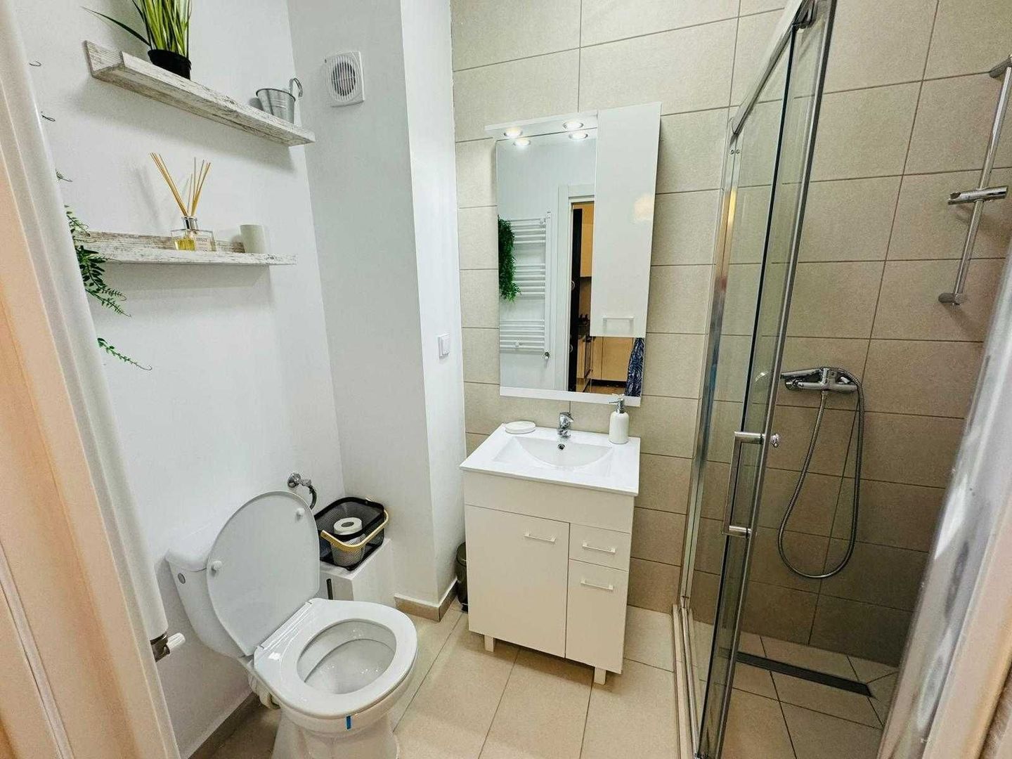 Garsoniera de inchiriat - Militari - Poză 7