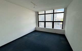 Spațiu comercial 493 mp utili | Locație centrală | Vizibilitate excelentă | - Poză 40