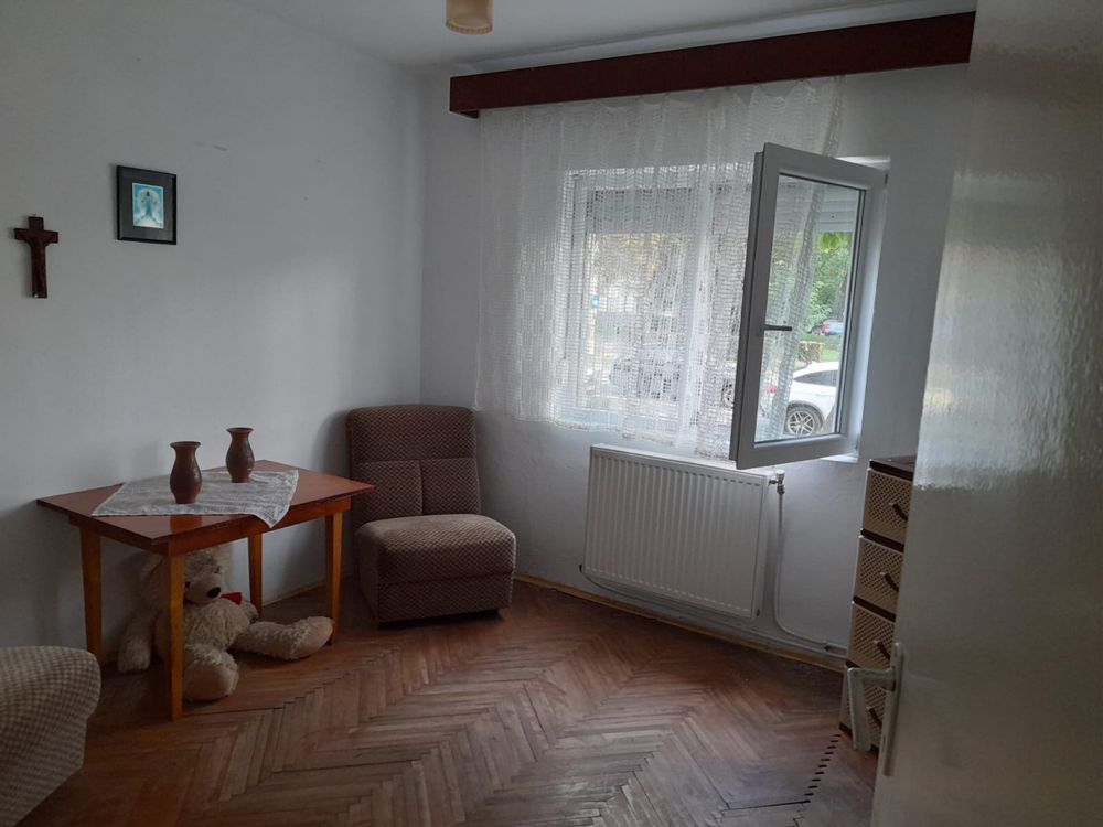 Apartament 3 camere 2 băi pe drumul careiului - Poză 3