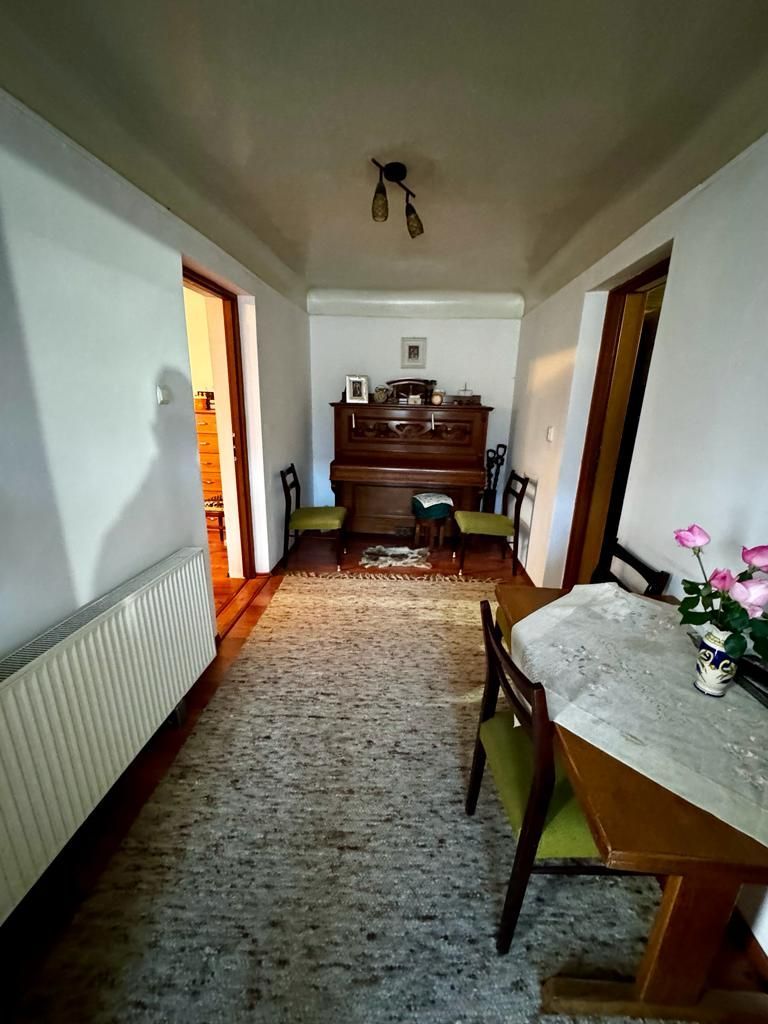 Vanzare casa ideal 2 familii padurea Romanesti - Poză 14