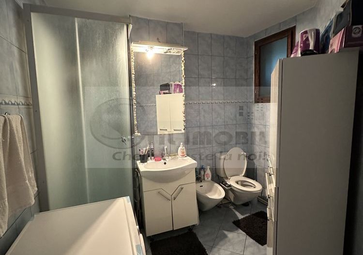 Apartament 3 camere decomandat - parter - 64 mp - Canta - 120.000 euro - Poză 7