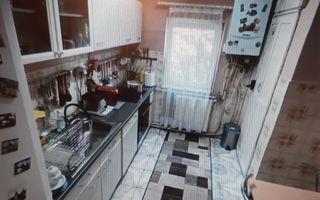 Ag EUROPA vinde apt. cu 3 camere la etajul 4 in Micro 16. - Poză 7