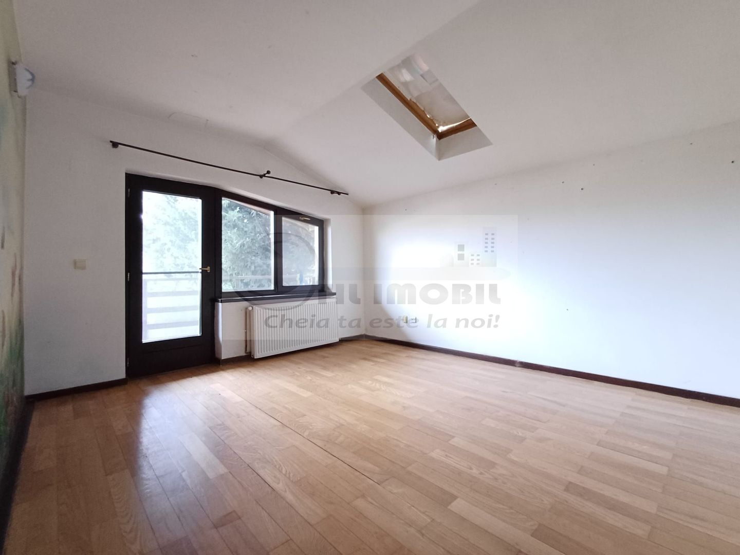 Casă spațioasă 5 camere | Valea Ursului La stradă principală | - Poză 23