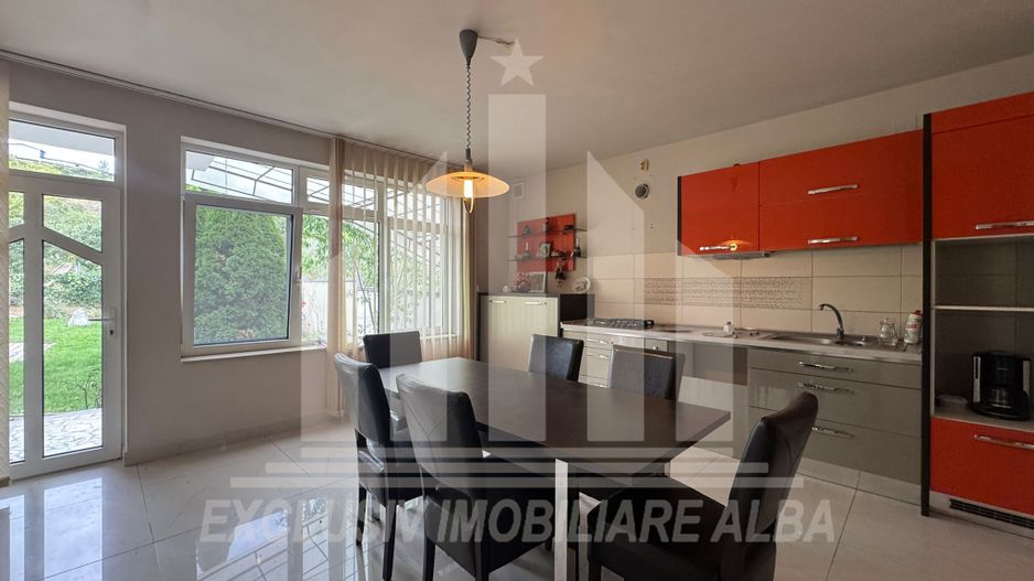 Casa individuala | Pensiune | 380 mp | 1377 mp teren | Cetate - Poză 5