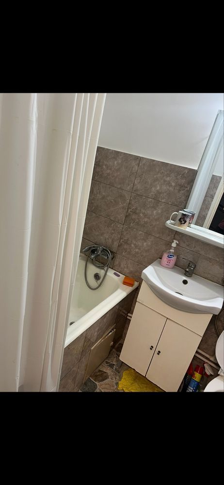 BRASADAS vinde ap 2 cam situat in Micro 14 etajul 2. - Poză 4