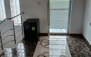 Inchiriez pentru cazare Vila cu 7 camere - Poză 12