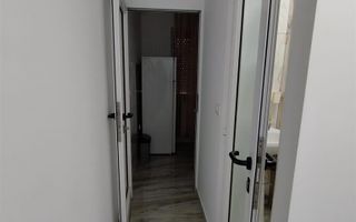 Complexul Studentesc garsoniera renovata - Poză 4