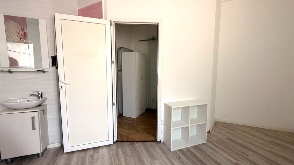 SPATIU BIROURI | VEDERE STRADALA | P-TA VICTORIEI - Poză 8