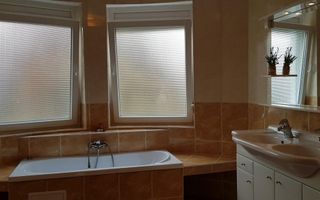 Casă de închiriat 4 camere | Sibiu Trei Stejari | 250 mp, garaj - Poză 6