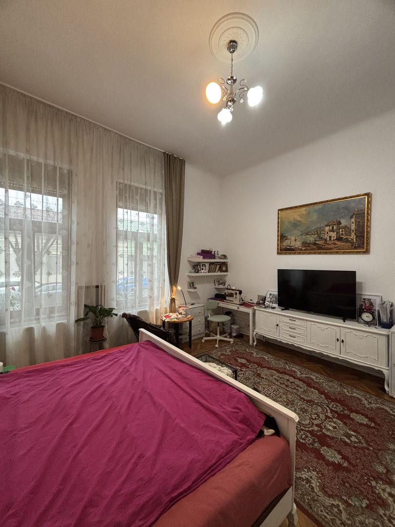 Apartament 3 camere la curte - Poză 13