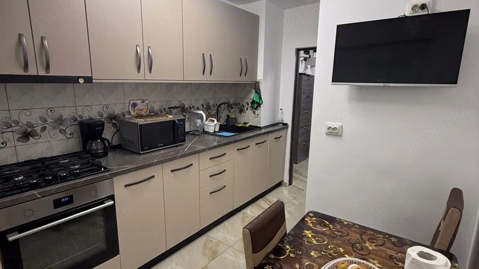 Vanzare Apartament 3 camere, parter, renovat 2026, parcare ADP – Bd Timisoara - Poză 5