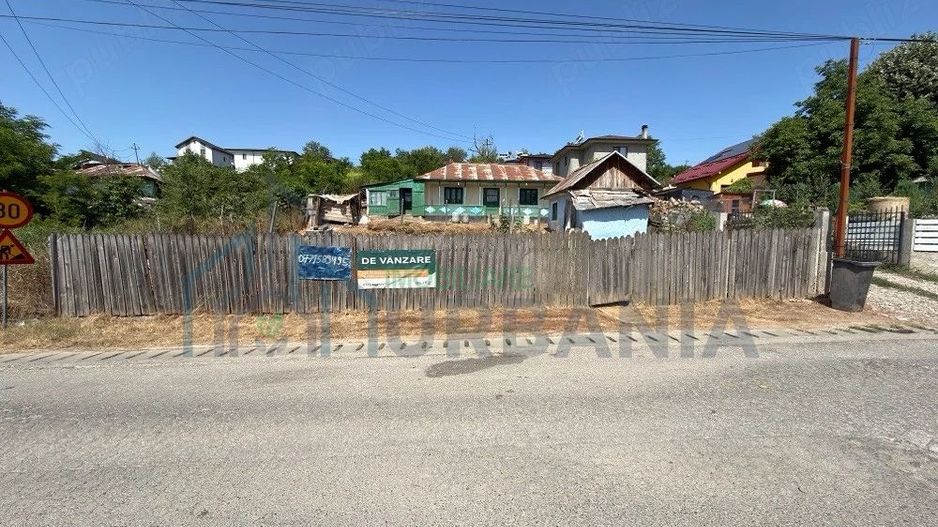 Teren construibil de vânzare în Breazu, Iași – Str. Șoimilor nr. 129 - Poză 2