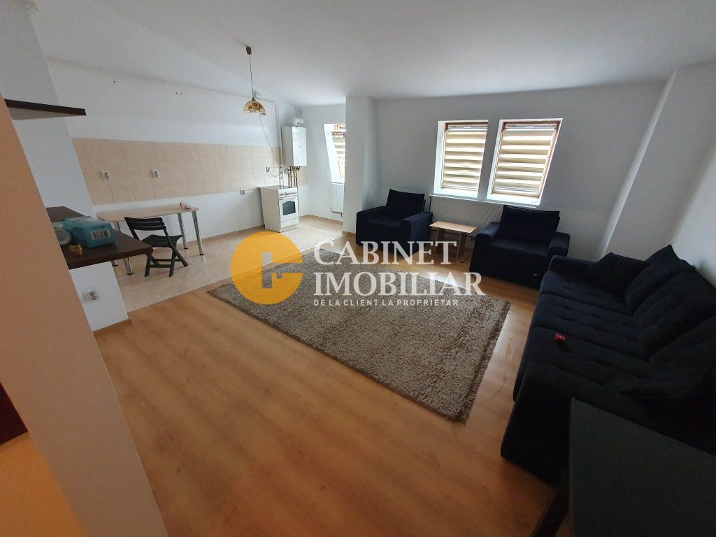 Cug Etaj 3 cu Pod Apartament cu 1 camera 45 mp - Poză 1