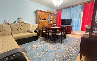 Apartament 3 camere – Etaj 2/4 – Zona de jos